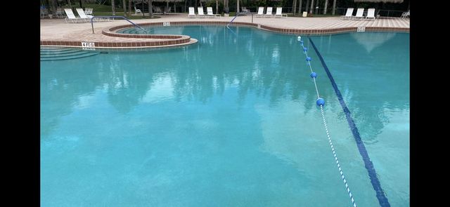 3160 HOLIDAY SPRINGS Boulevard 7-311, Margate, FL 33063
