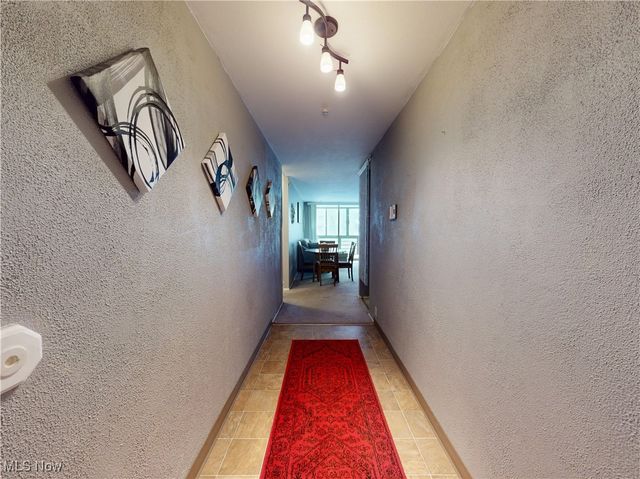 25801 Lake Shore Boulevard 29, Euclid, OH 44132