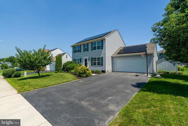 205 SPRING MEADOWS RD, Manchester, PA 17345