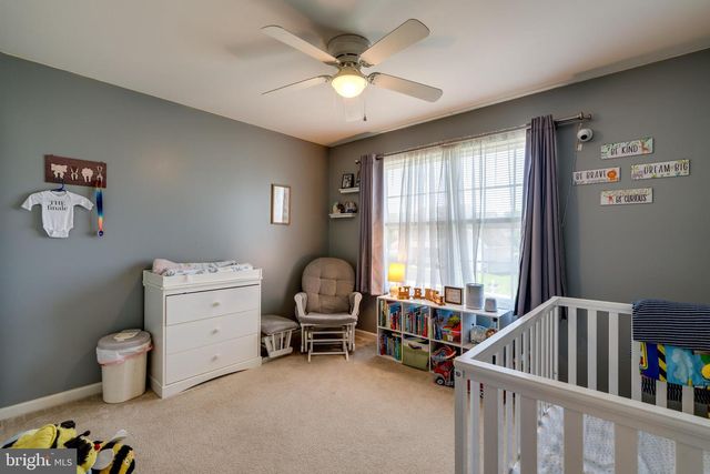 205 SPRING MEADOWS RD, Manchester, PA 17345