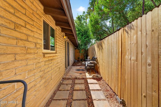 4203 N 36TH Street 11, Phoenix, AZ 85018