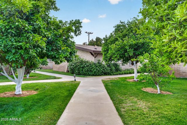 4203 N 36TH Street 11, Phoenix, AZ 85018