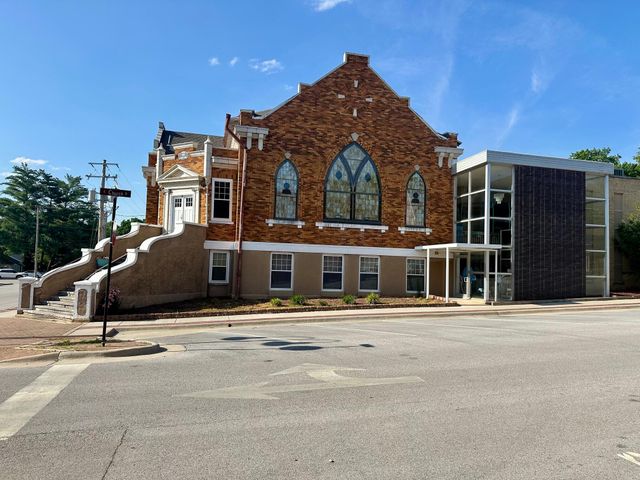 201 E Church Street, Ozark, MO 65721