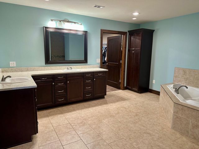 201 E Church Street, Ozark, MO 65721