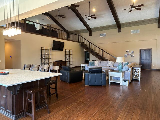 201 E Church Street, Ozark, MO 65721