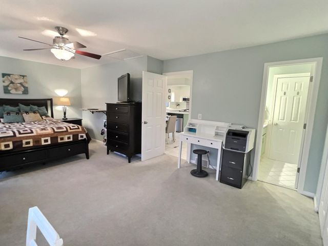 10105 32nd Avenue N, Plymouth, MN 55441