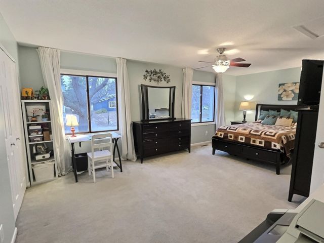 10105 32nd Avenue N, Plymouth, MN 55441