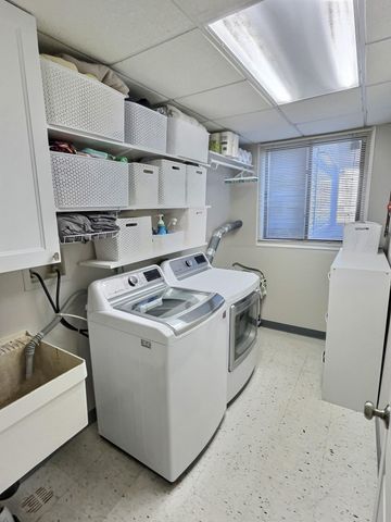 10105 32nd Avenue N, Plymouth, MN 55441