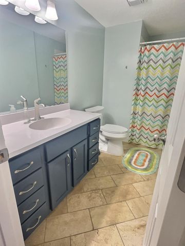 10105 32nd Avenue N, Plymouth, MN 55441