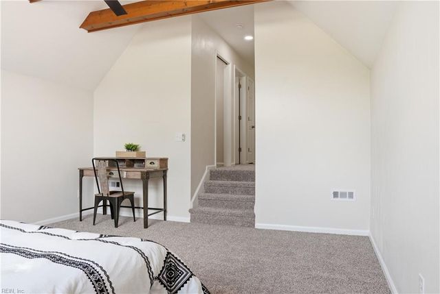 3209 Cricket LN, Chesapeake, VA 23321