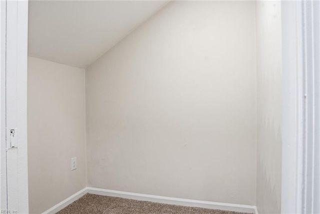 3209 Cricket LN, Chesapeake, VA 23321