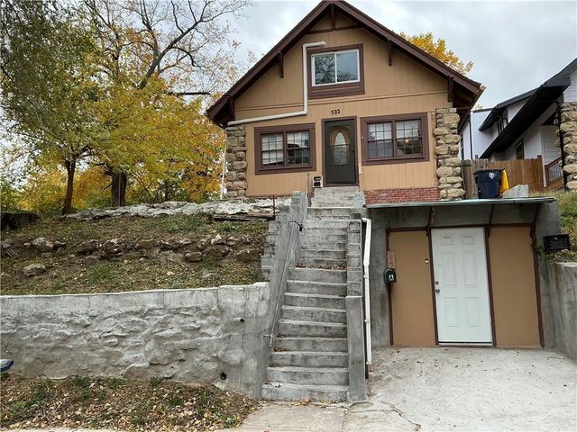 522 Kensington Avenue, Kansas City, MO 64124