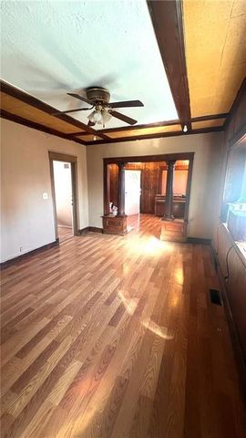 522 Kensington Avenue, Kansas City, MO 64124