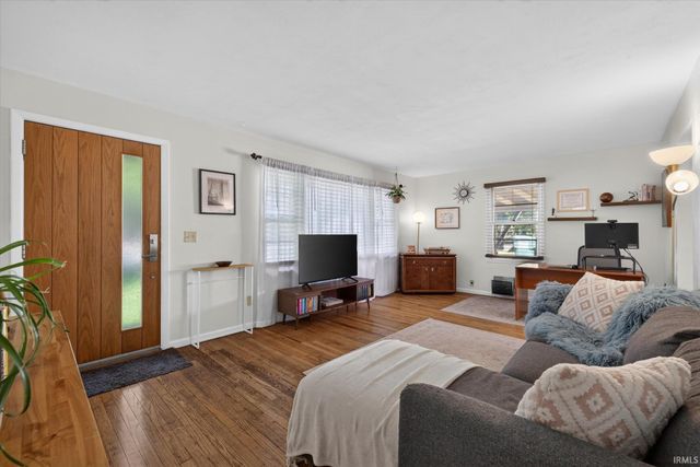 653 W Green Road, Bloomington, IN 47403