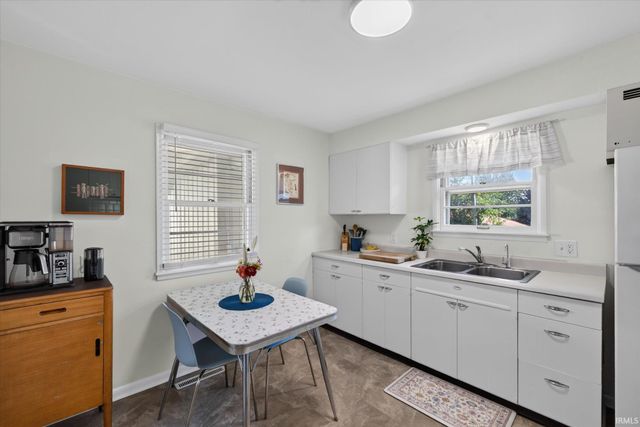 653 W Green Road, Bloomington, IN 47403