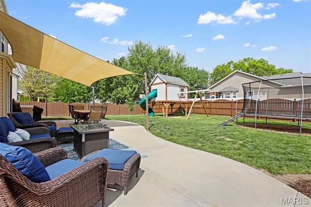 2713 Falcon Crest Drive, Edwardsville, IL 62025