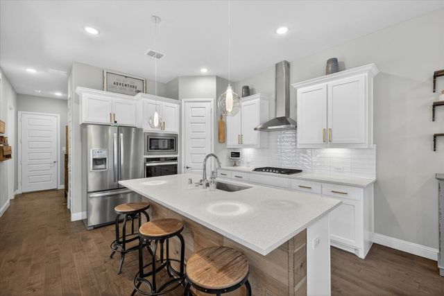 8761 Archie League Lane, Frisco, TX 75034