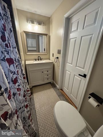 917 A OAKLEIGH BEACH, Dundalk, MD 21222