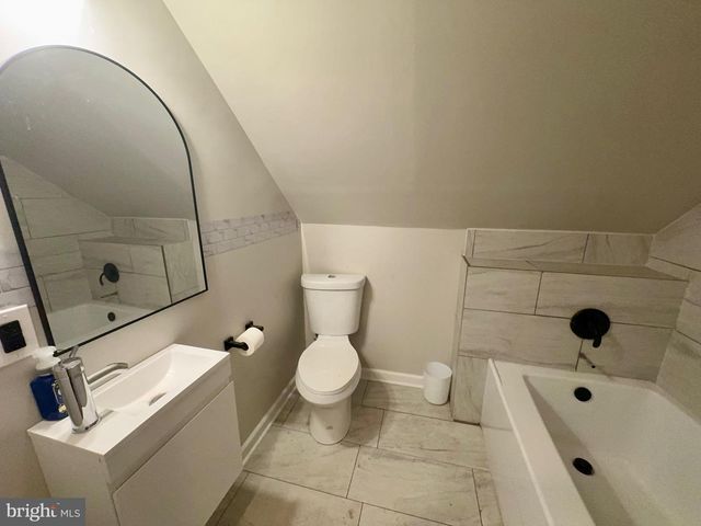 917 A OAKLEIGH BEACH, Dundalk, MD 21222