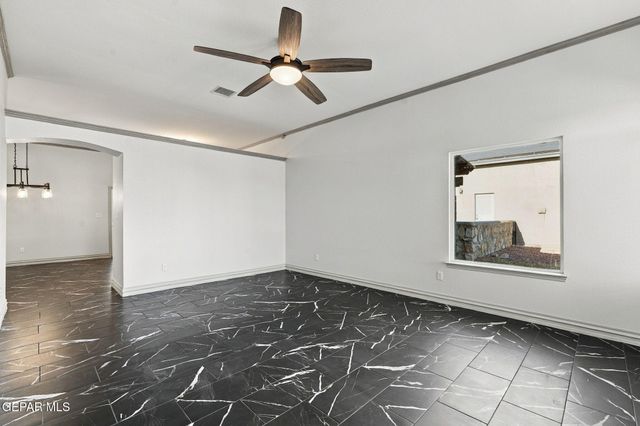 2197 Purple Valley Road, Socorro, TX 79927