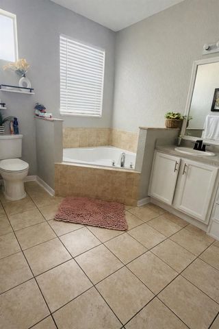 2240 BAGDAD AVENUE, Orlando, FL 32833