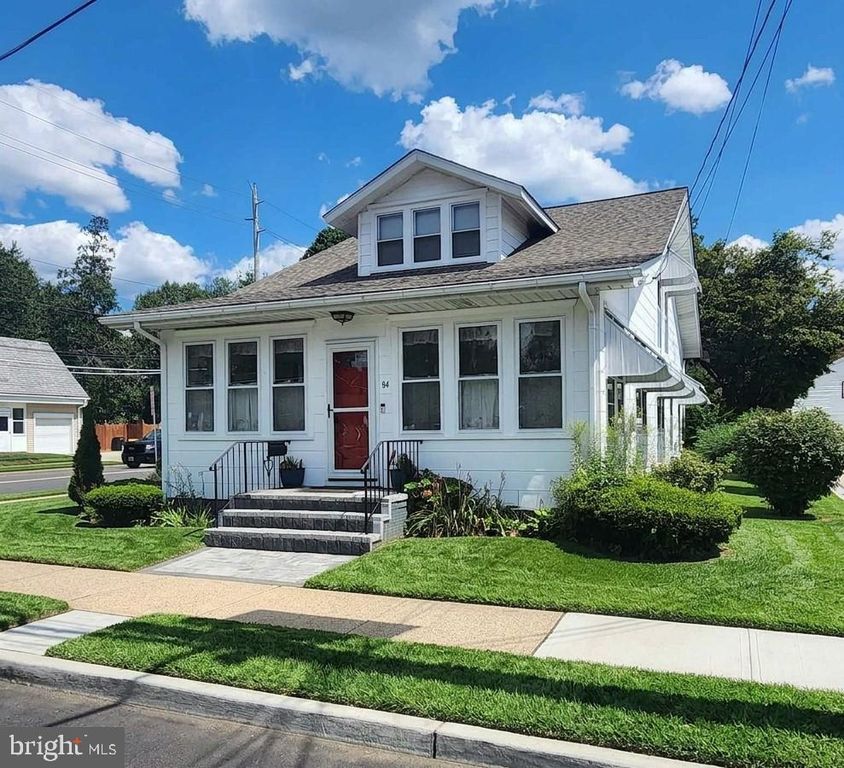 84 MAPLE SHADE W, HAMILTON, NJ 08610 — exterior