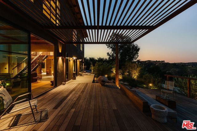 225 Powderhorn Ranch Road, Topanga (los Angeles), CA 90290