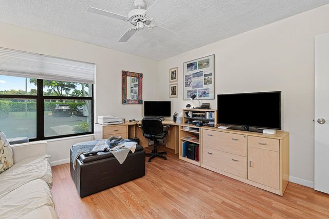 5152 Golfview Court, Delray Beach, FL 33484