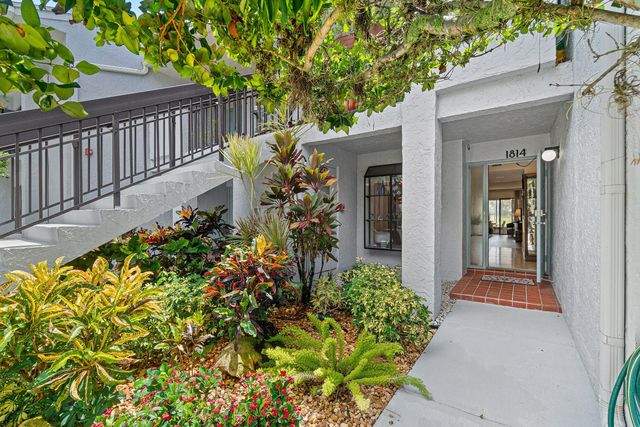 5152 Golfview Court, Delray Beach, FL 33484