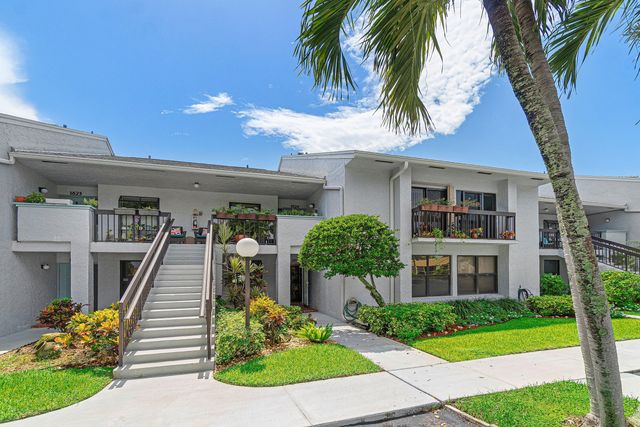 5152 Golfview Court, Delray Beach, FL 33484