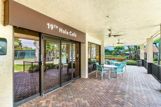 5152 Golfview Court, Delray Beach, FL 33484