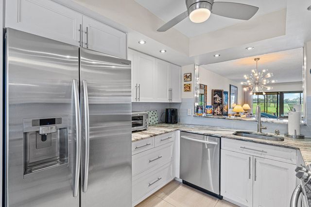 5152 Golfview Court, Delray Beach, FL 33484