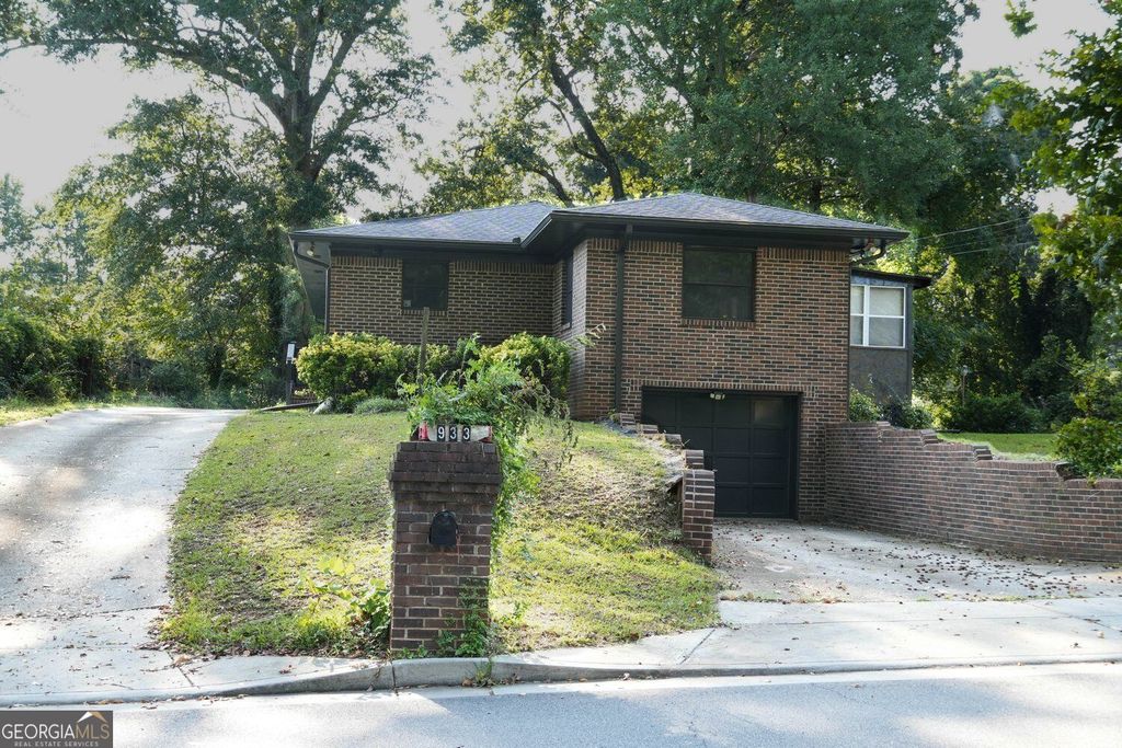 933 Rowland Street, Clarkston, GA 30021
