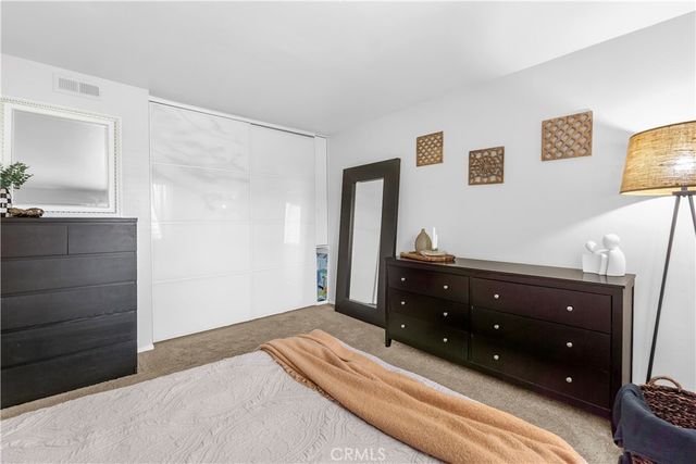 535 W 4th 312, Long Beach, CA 90802
