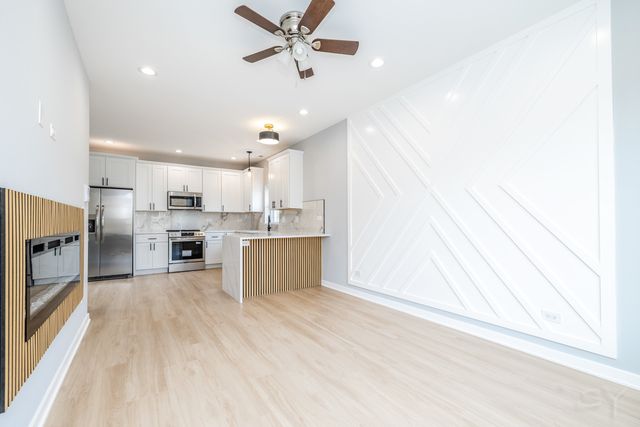 3119 W Flournoy Street, Chicago, IL 60612