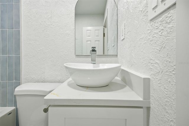 3130 19TH STREET N, St Petersburg, FL 33713