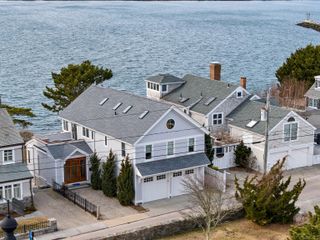 10 Water Street, Stonington, CT 06378