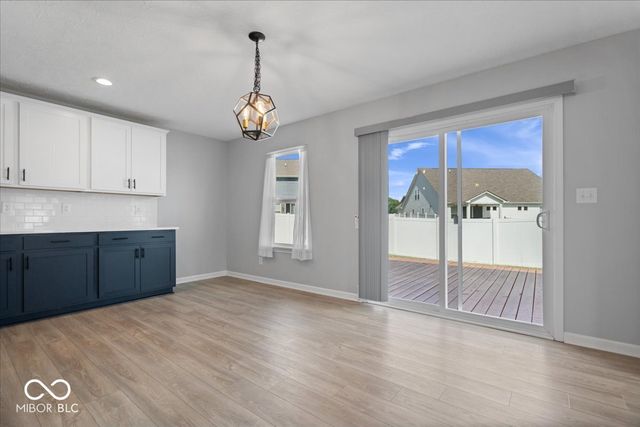 13194 N Landing Circle E, Camby, IN 46113