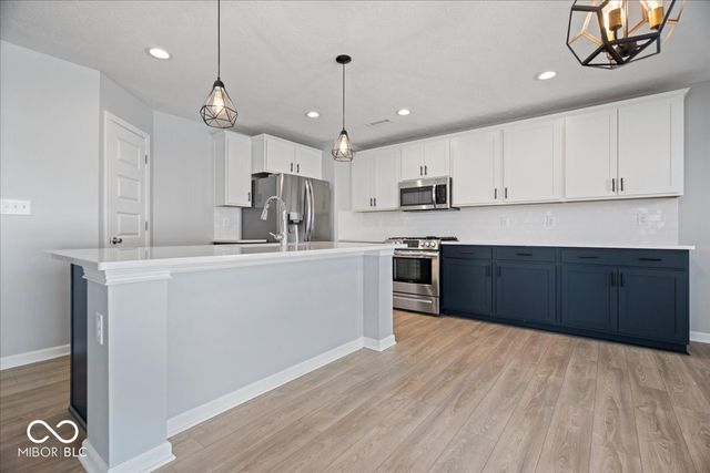13194 N Landing Circle E, Camby, IN 46113