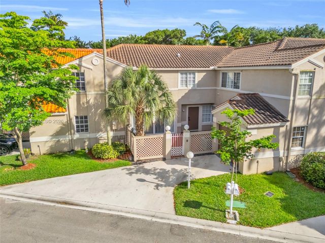 11022 Chandler Dr, Cooper City, FL 33026