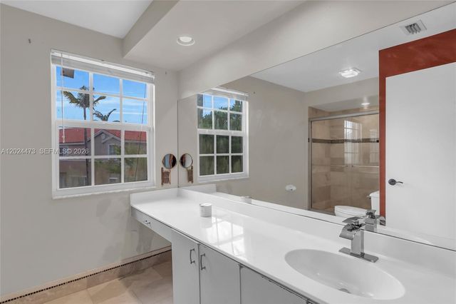 11022 Chandler Dr, Cooper City, FL 33026