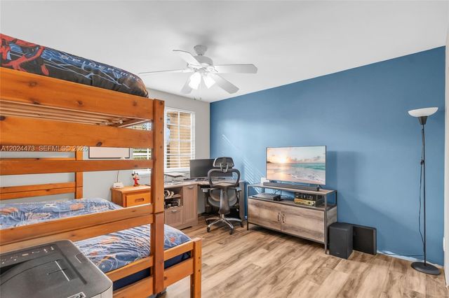 11022 Chandler Dr, Cooper City, FL 33026