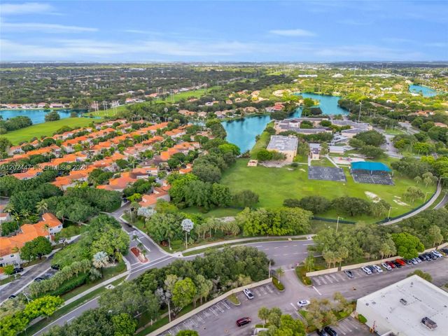 11022 Chandler Dr, Cooper City, FL 33026