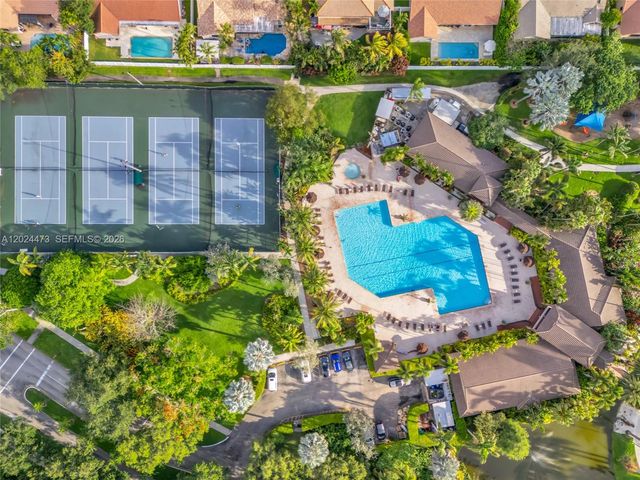 11022 Chandler Dr, Cooper City, FL 33026