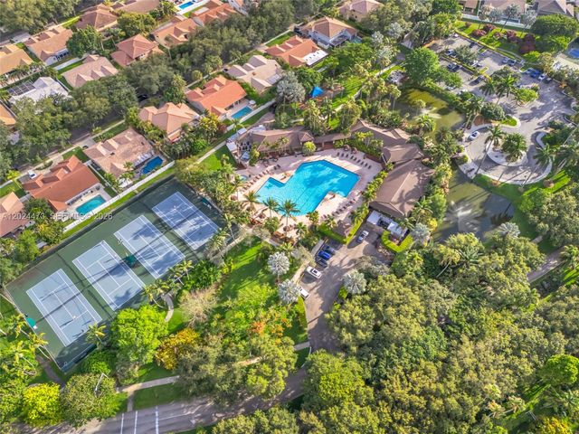 11022 Chandler Dr, Cooper City, FL 33026