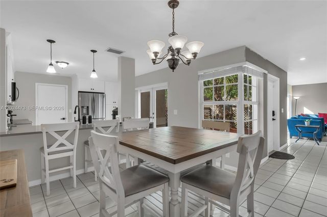 11022 Chandler Dr, Cooper City, FL 33026