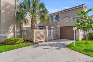 11022 Chandler Dr, Cooper City, FL 33026