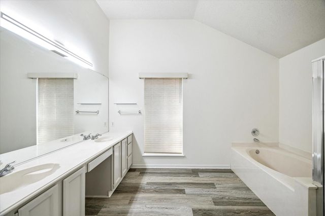 143 W Village Knoll Circle, Spring, TX 77381