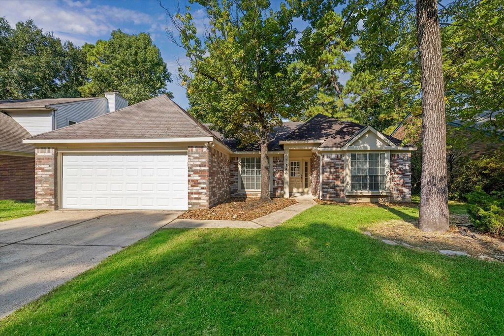 143 W Village Knoll Circle, Spring, TX 77381