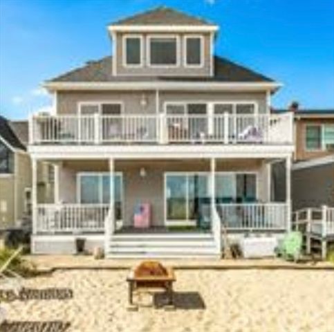876 Shirley Street 1, Winthrop, MA 02152